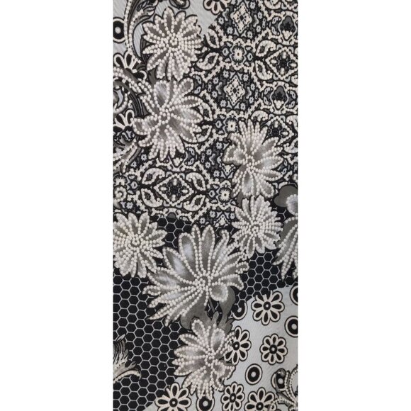 Exclusive One Top Silky Stretch Knit Black White Cream Floral Print Pointed Hem - Picture 10 of 10